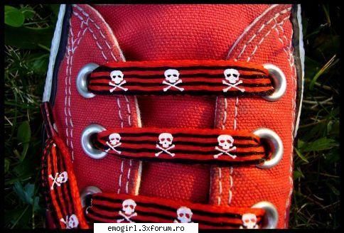Accesorii si imbracaminte EmO - GIMILI`YO - Emo