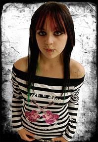 =) accesorii si emo
