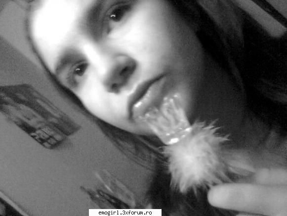 :uimit: emo me!!x_x