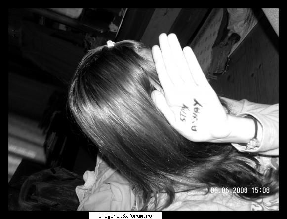 stay away :zzz: emo me!!x_x