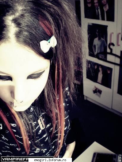 mmm emo girls