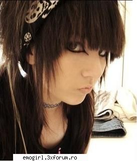 e plashee molt emo girls