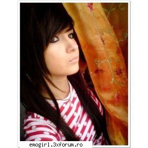 EmO GiRlS - FlOwEr PoWeR LuZ - Emo