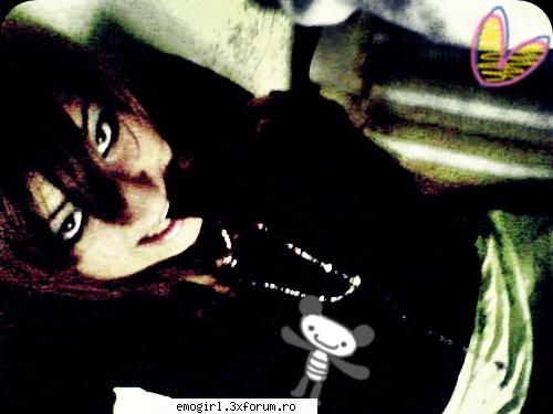buna! m a numesc noemy;))! i'm emo girl luv emo style and .. emo boy.. kis you zbye:-h! emotional