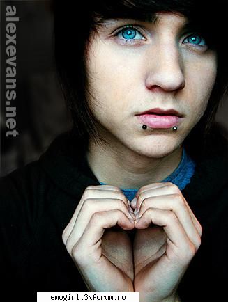 emo boys... :nebun: emo boys