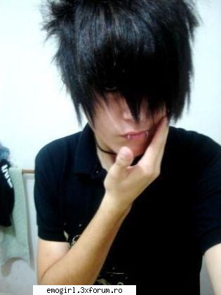 mai vrei??mai dau :p asta e dooltze tare  :rusine:  :rusine:  :zzz:  :nod: emo boys