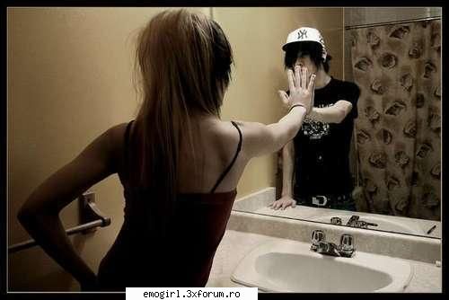 Emo Love - EmOoLyCYoOuS - Emo