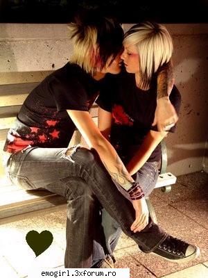 Emo Love - liFeIsEmo - Emo