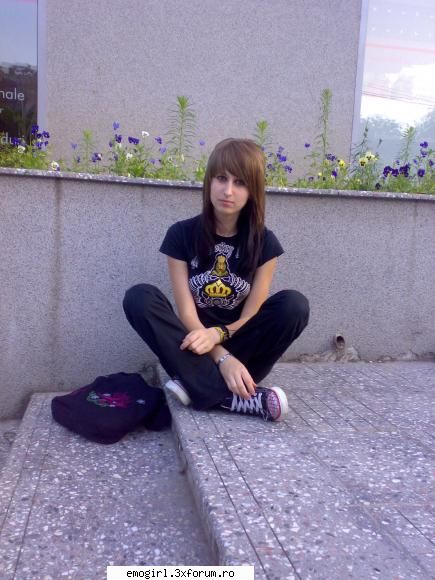 PoZe EmO - GIMILI`YO - Emo