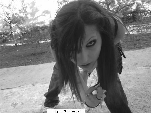 {}poza e cam veche..  :wink2: {} poze qu voi