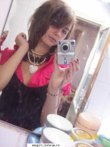anuther new pic me :zzz: me.... poze qu voi