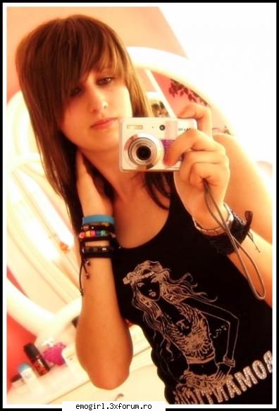 poza mea pref:x :finger: hi:d:d:d:d